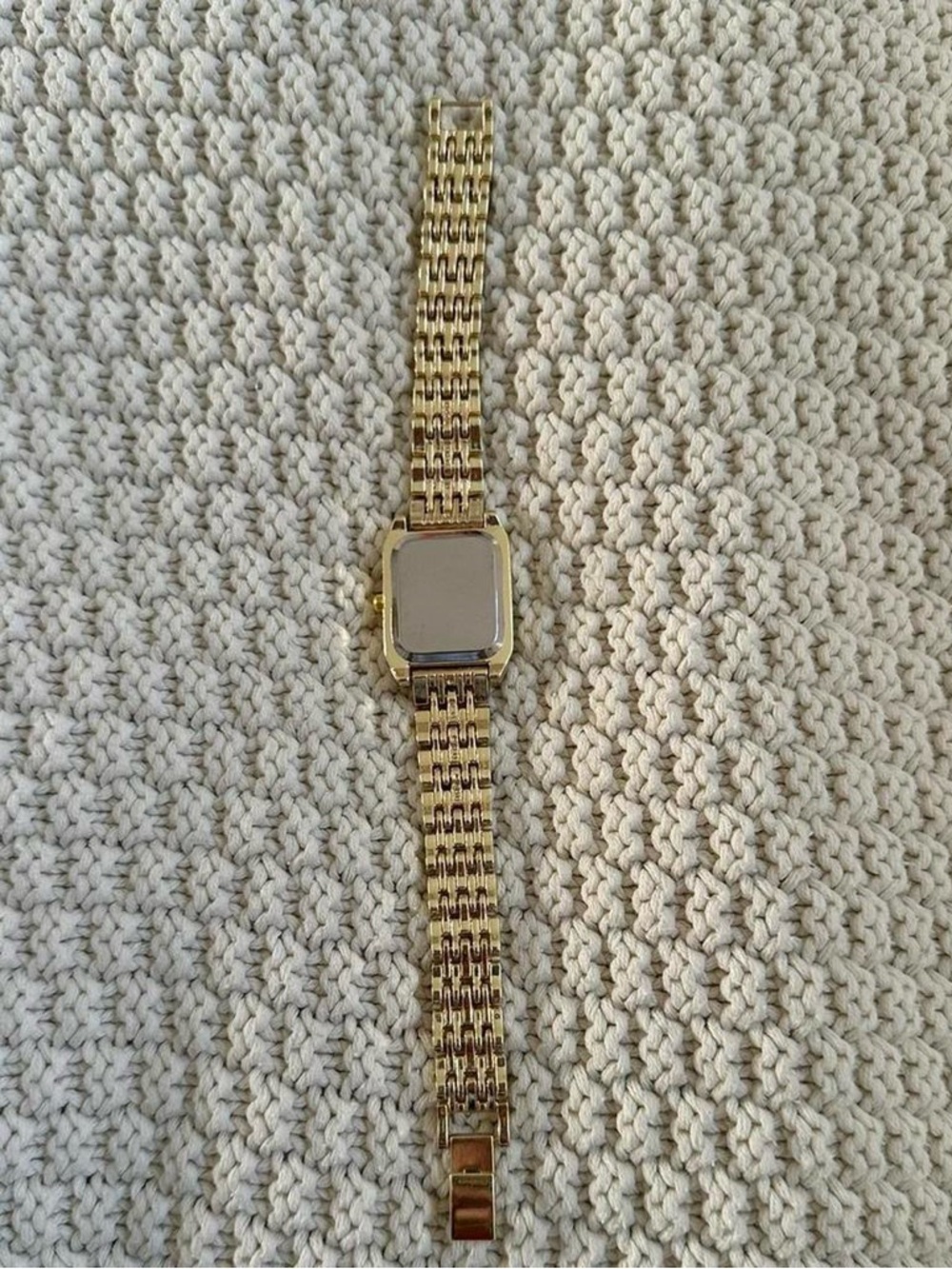 Gold-Tone Women's Quartz Watch with Green Dial - Picture 5 of 5